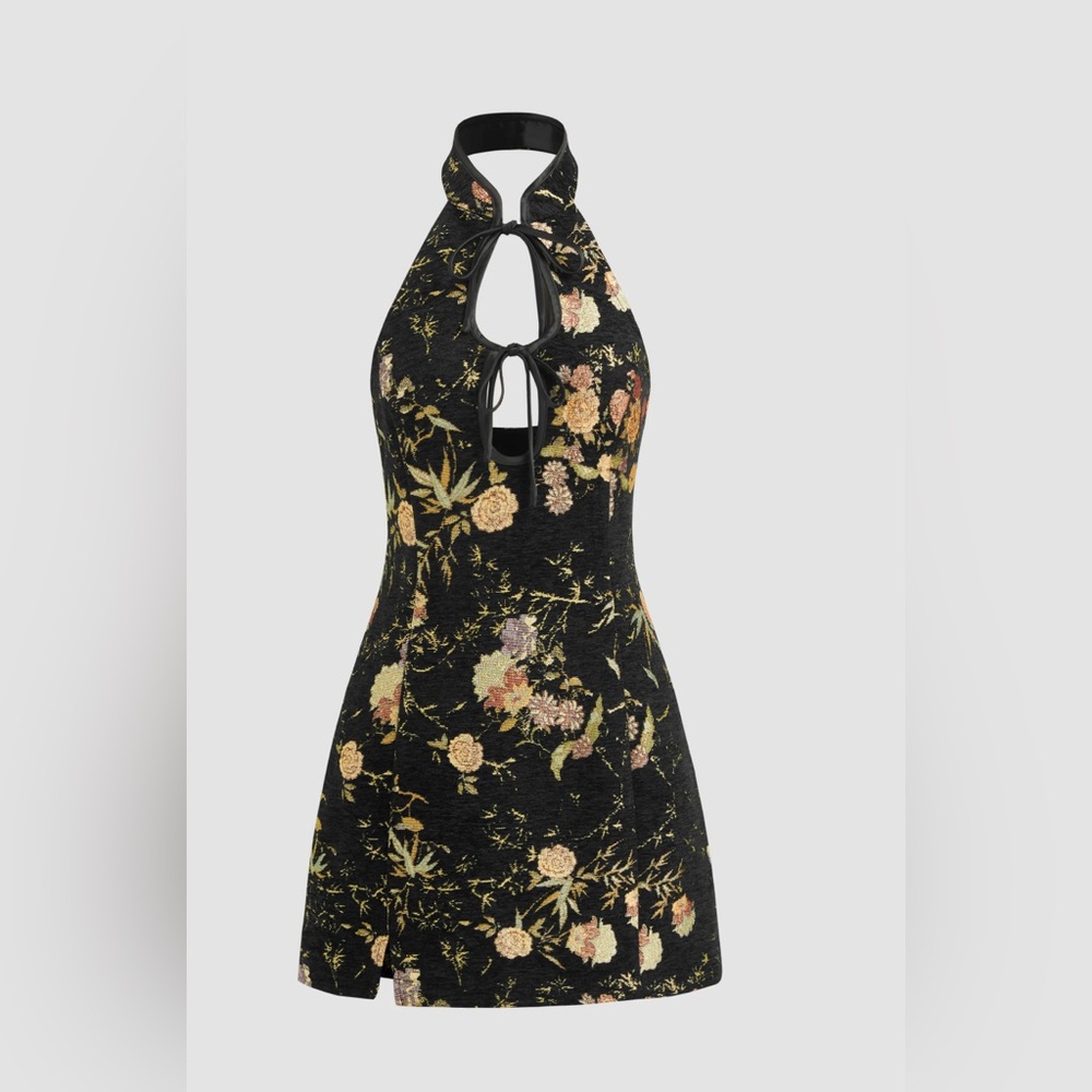 Cider Black Floral Backless Dress
